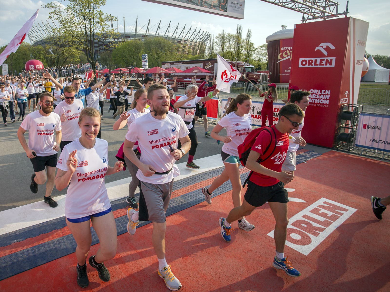 Standort-Branding - handgemaltes Ziel Orlen Warsaw Marathon in Warschau | Orlen Warsaw Marathon | Portfolio