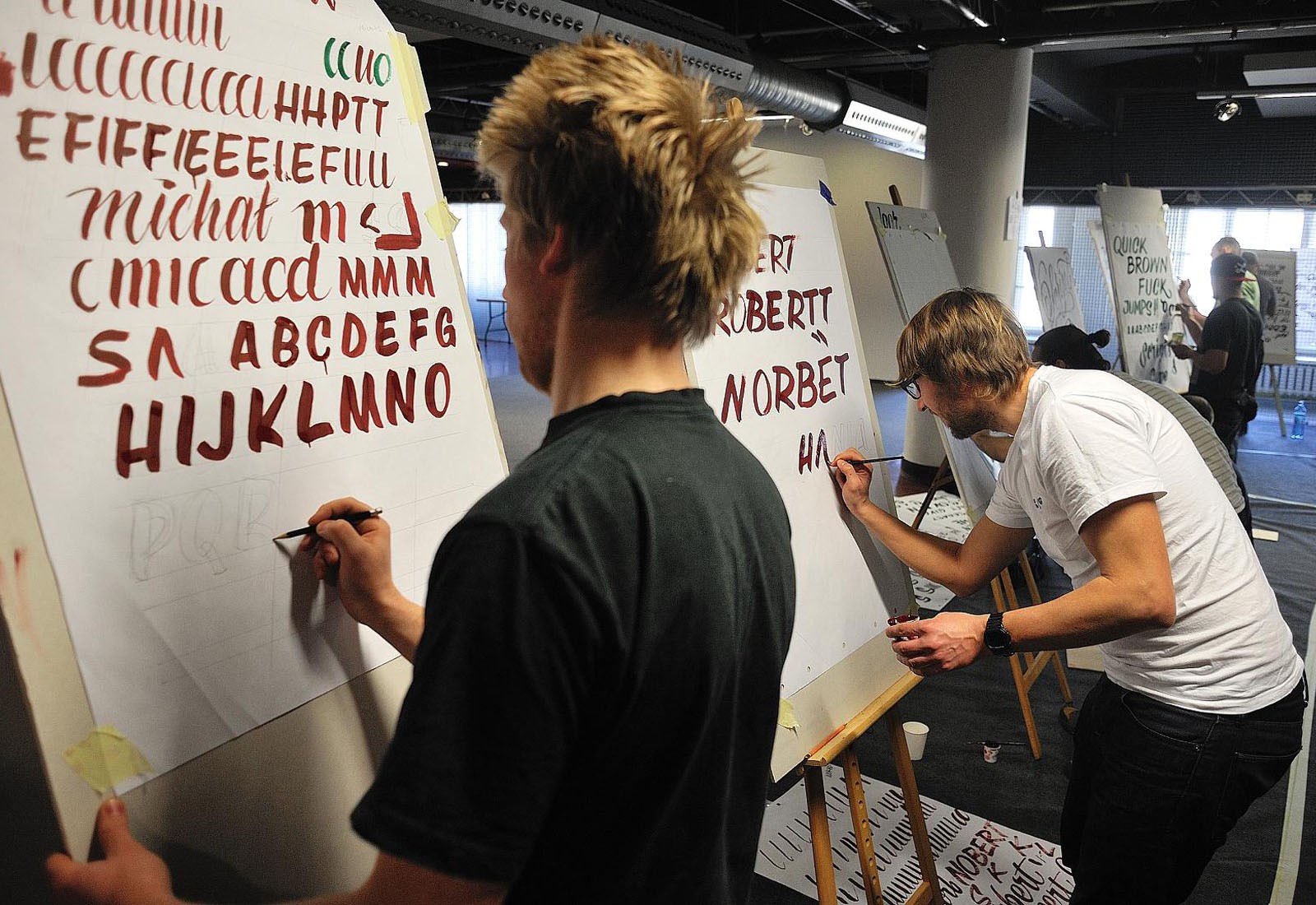 DT Bracia Jabłkowscy Sign Painters warsztaty z malowania reklam | Sign Painters - warsztaty i premiera filmu | Backstage