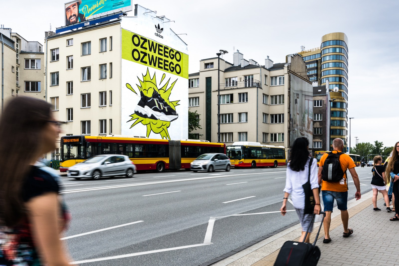 Hand-painted advertisement for Adidas Jaworzyńska street in Warsaw | Adidas Ozweego | Portfolio