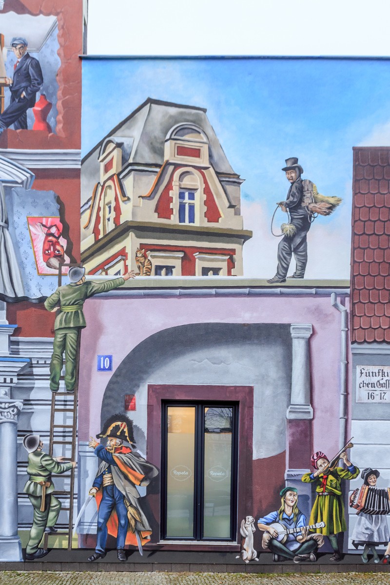 Großflächiges Kunstwerk in der Starzynskiego-Straße in Stolp | Mural artystyczny dla miasta Słupsk przy ulicy Starzyńskiego | Portfolio