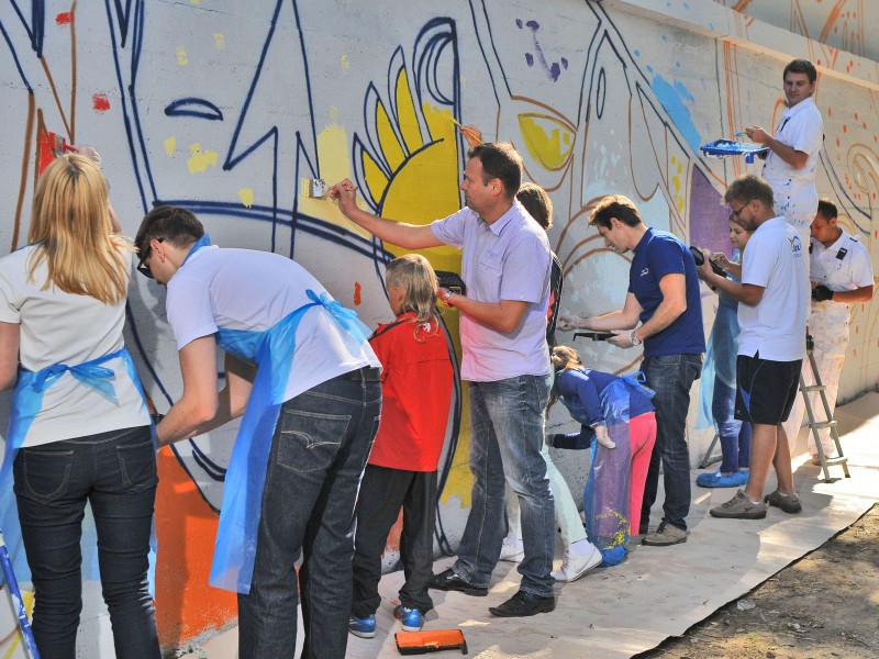 Mural Wandbild - Event Dulux Lets Colour - Warschau Strand am Temat Rzeka Thema: Fluss | Let's Colour | Portfolio