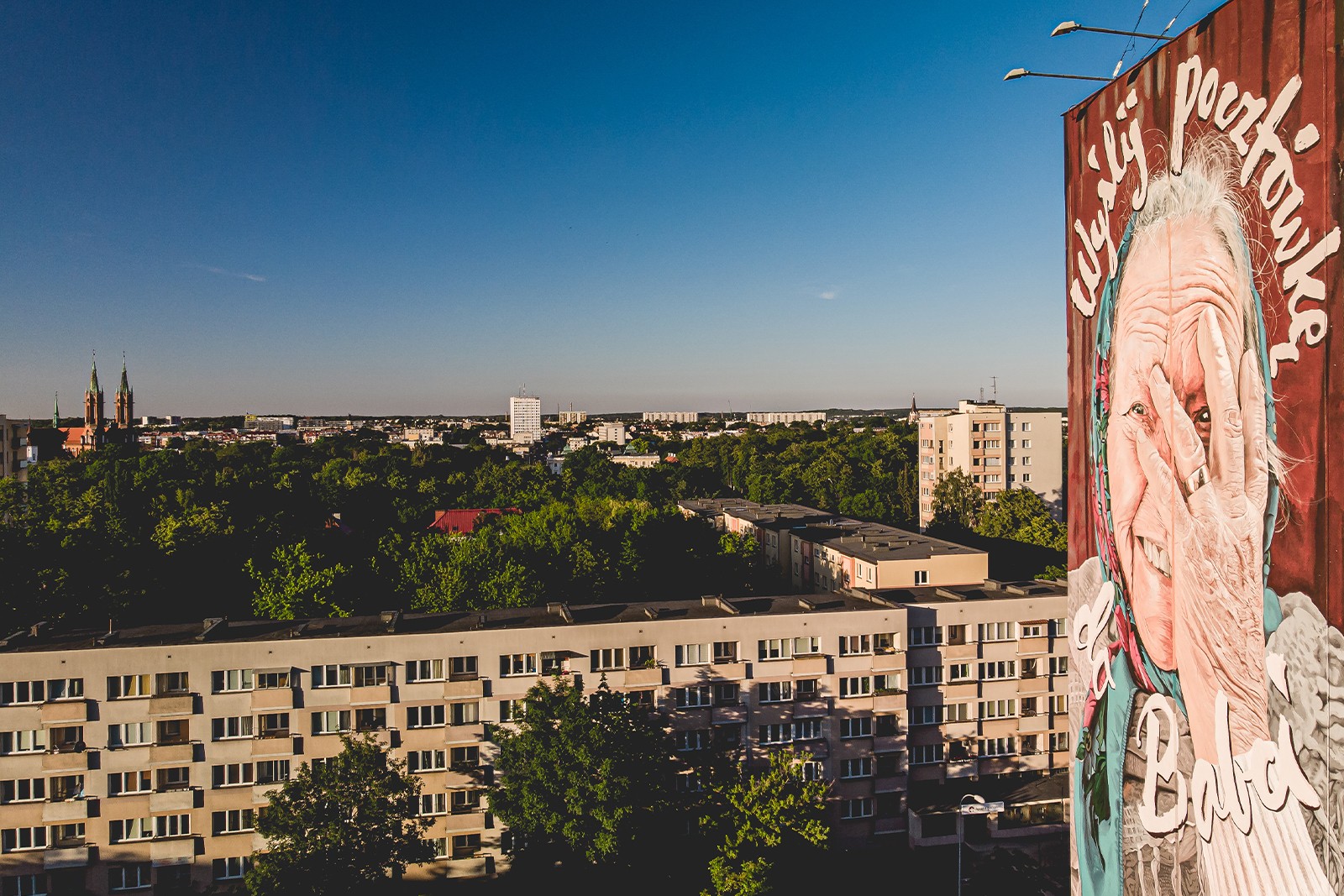 Up To Date Festival mural in Bialystok city | Wyślij Pocztówkę Do Babci | Portfolio