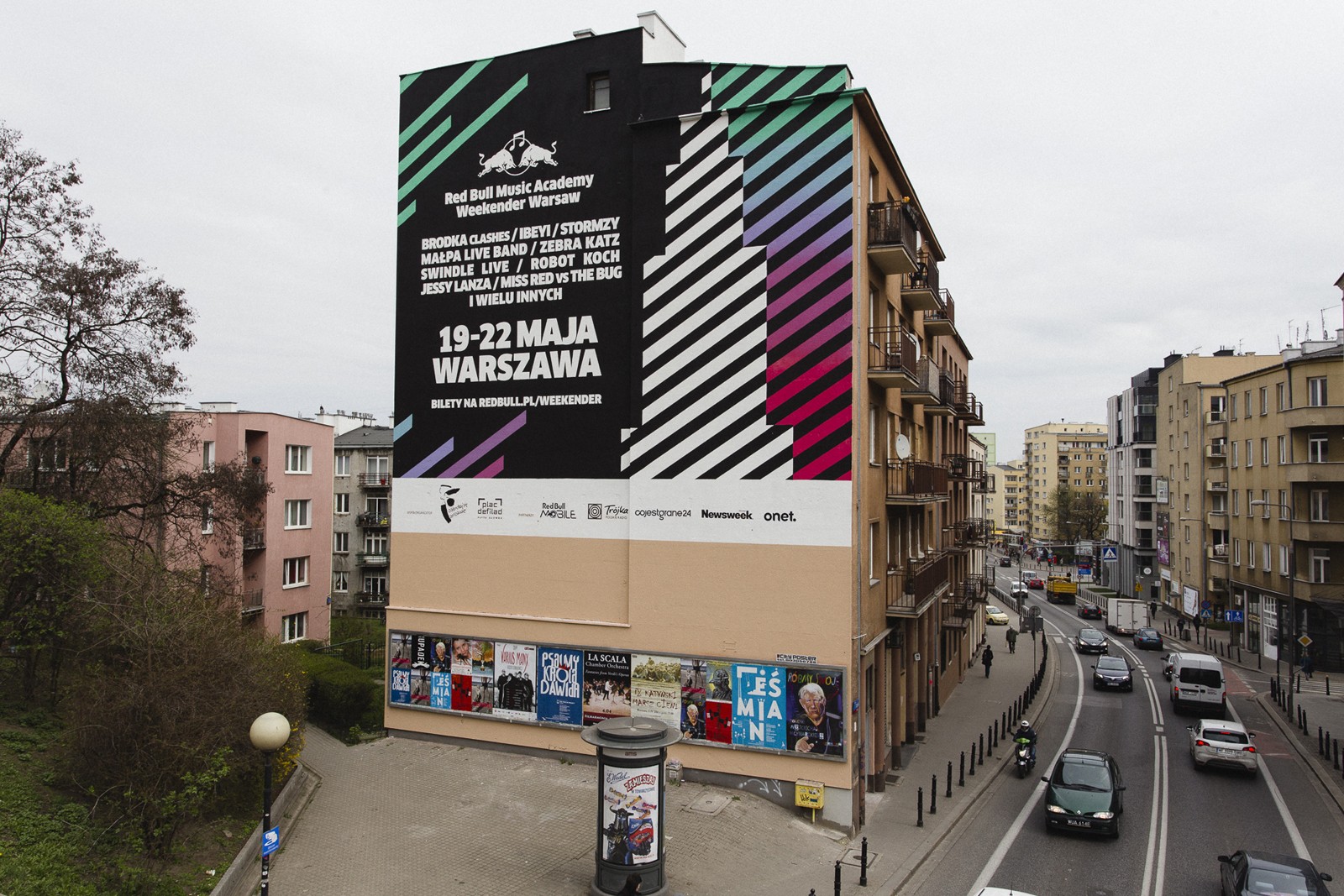 Ein Fassadenbild in der Tamka Straße, Warschau Powisle anlässlich des Festivals Red Bull Music Academy Weekender Warsaw | Red Bull Weekender 2016 | Portfolio
