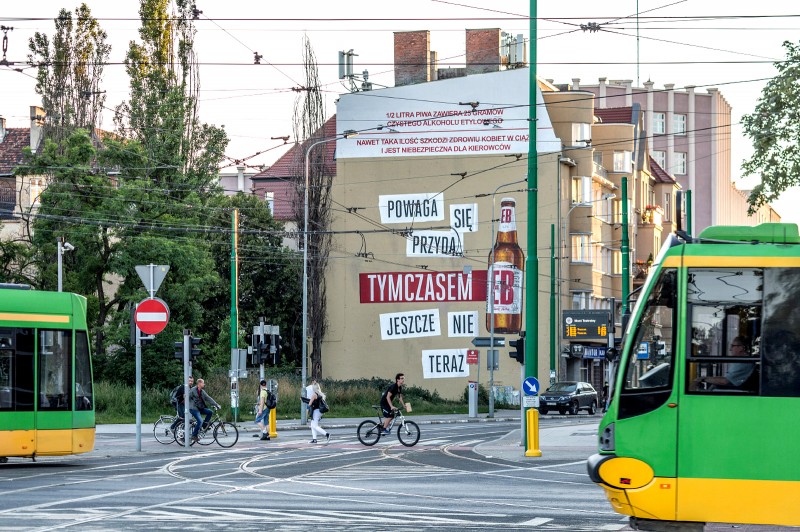 Mural reklamowy na zlecenie EB w Poznaniu | Tymczasem EB | Portfolio