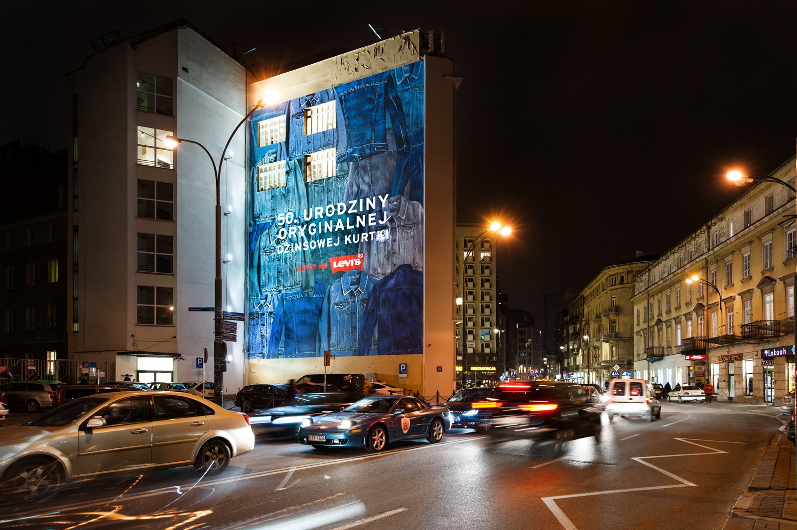 Mural reklamowy na zlecenie Levis na ścianie przy ulicy Brackiej w Warszawie | 50.URODZINY ORYGINALNEJ DŻINSOWEJ KURTKI | Portfolio
