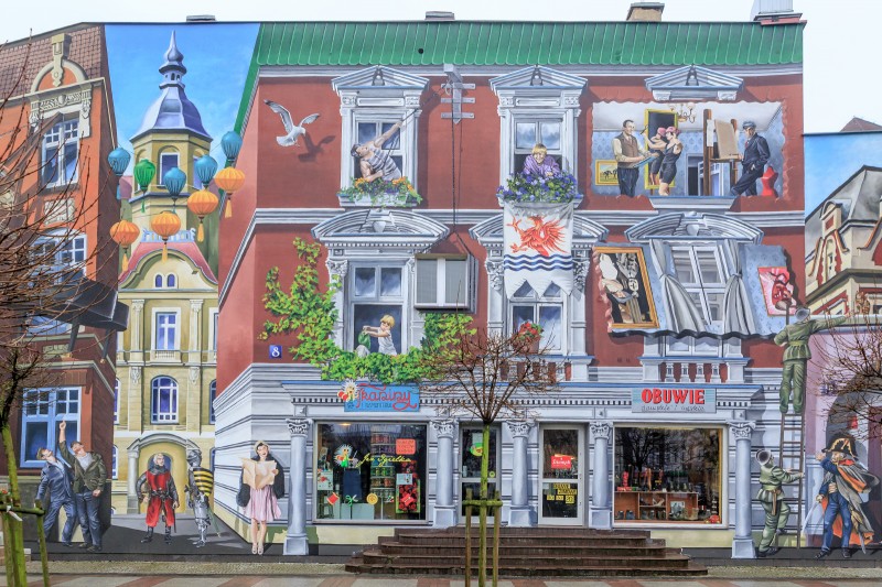 Pomalowana artystycznie ściana na zlecenie Miasta Słupsk | Mural artystyczny dla miasta Słupsk przy ulicy Starzyńskiego | Portfolio