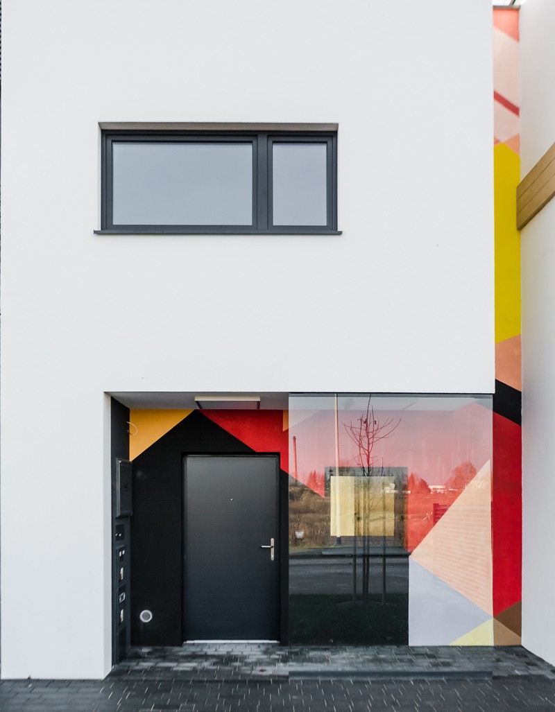 Handgemalte Bilder an den Fassaden in der Siedlung Futura Park in Danzig | Osiedle Futura Park | Portfolio
