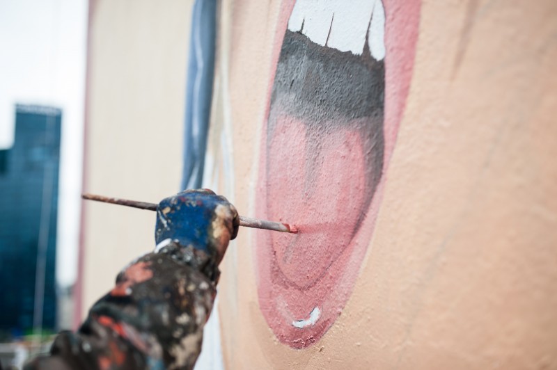 advertising graffiti on chmielna street in warsaw | FOREVER CHUCK | Portfolio