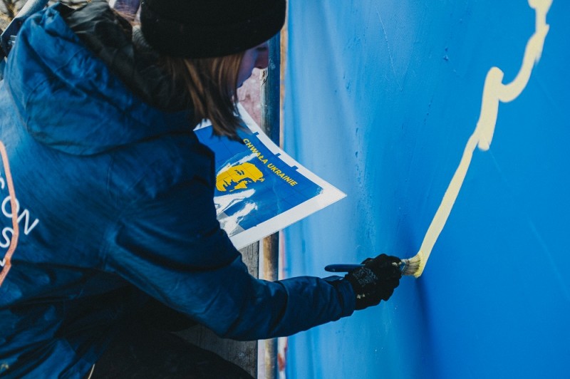 Avertising artistic mural for Onet | CHWAŁA UKRAINIE | Portfolio