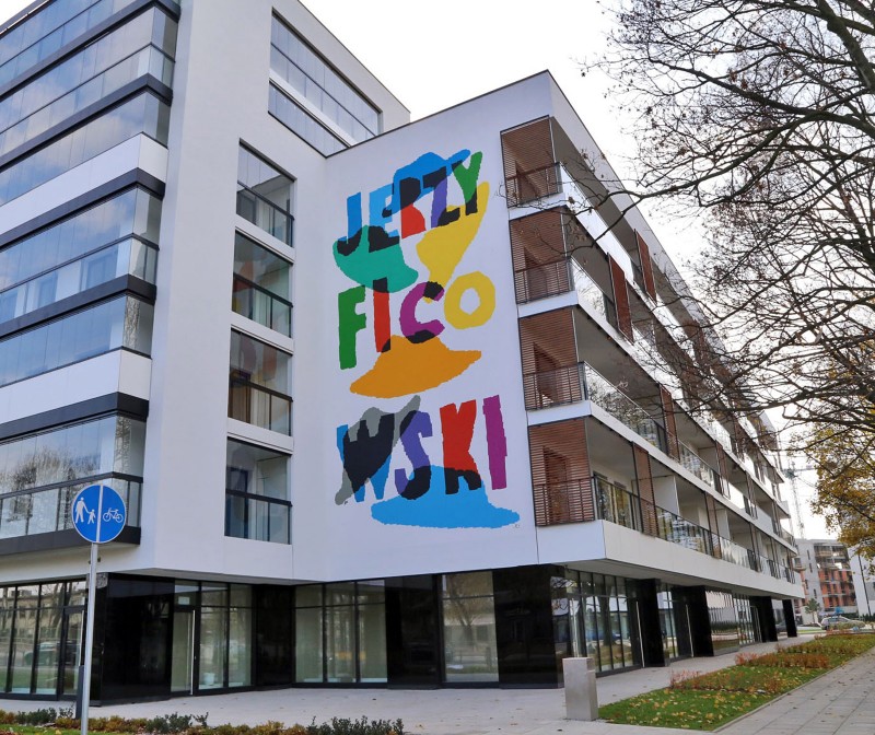 Artistic Zoliborz Jerzy Ficowski Apartments estate in Warsaw | Artistic Murals | Our offer