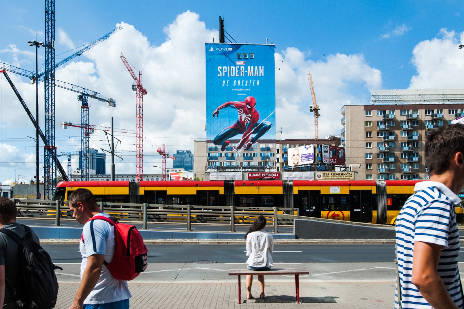spiderman be greater on chmielna street in Warsaw | SPIDER-MAN BE GREATER | Portfolio