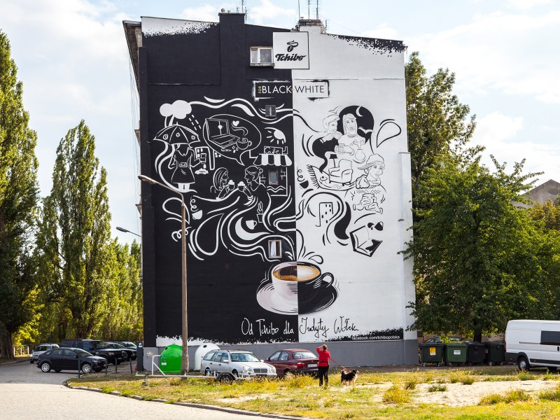 Mural we Wrocławiu dla kampanii Tchibo Black and White | Kampania reklamowa namalowana dla Tchibo | Portfolio